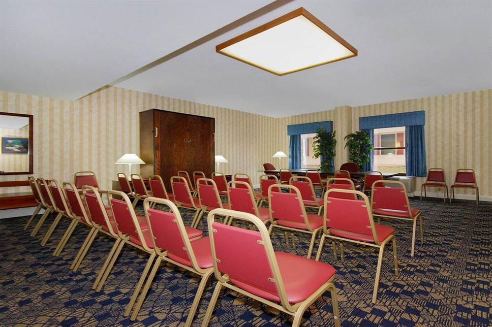 Red Roof Inn & Suites Newnan Εξωτερικό φωτογραφία