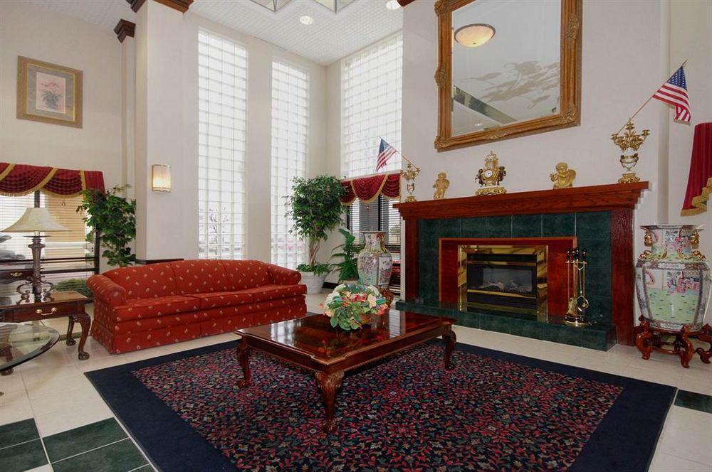Red Roof Inn & Suites Newnan Εξωτερικό φωτογραφία