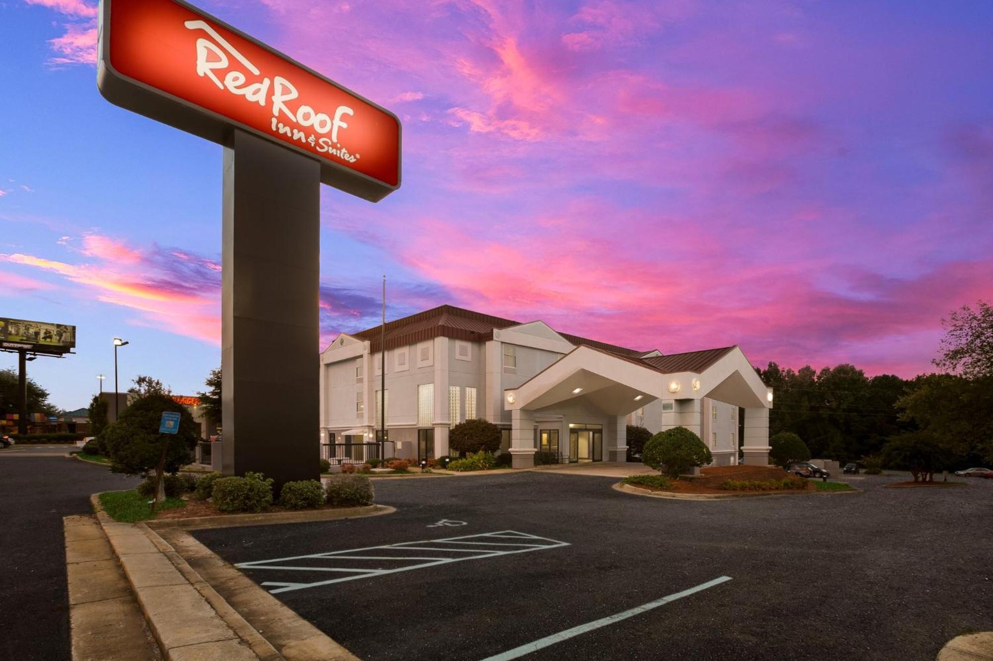 Red Roof Inn & Suites Newnan Εξωτερικό φωτογραφία