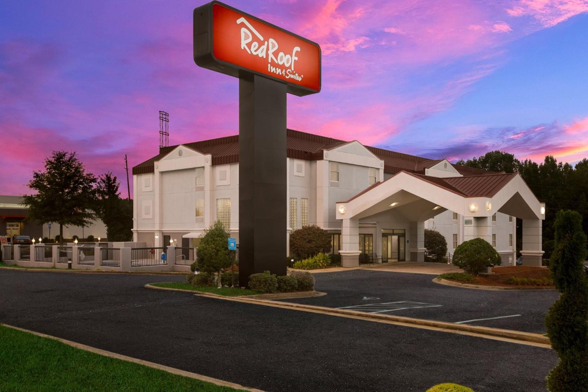 Red Roof Inn & Suites Newnan Εξωτερικό φωτογραφία