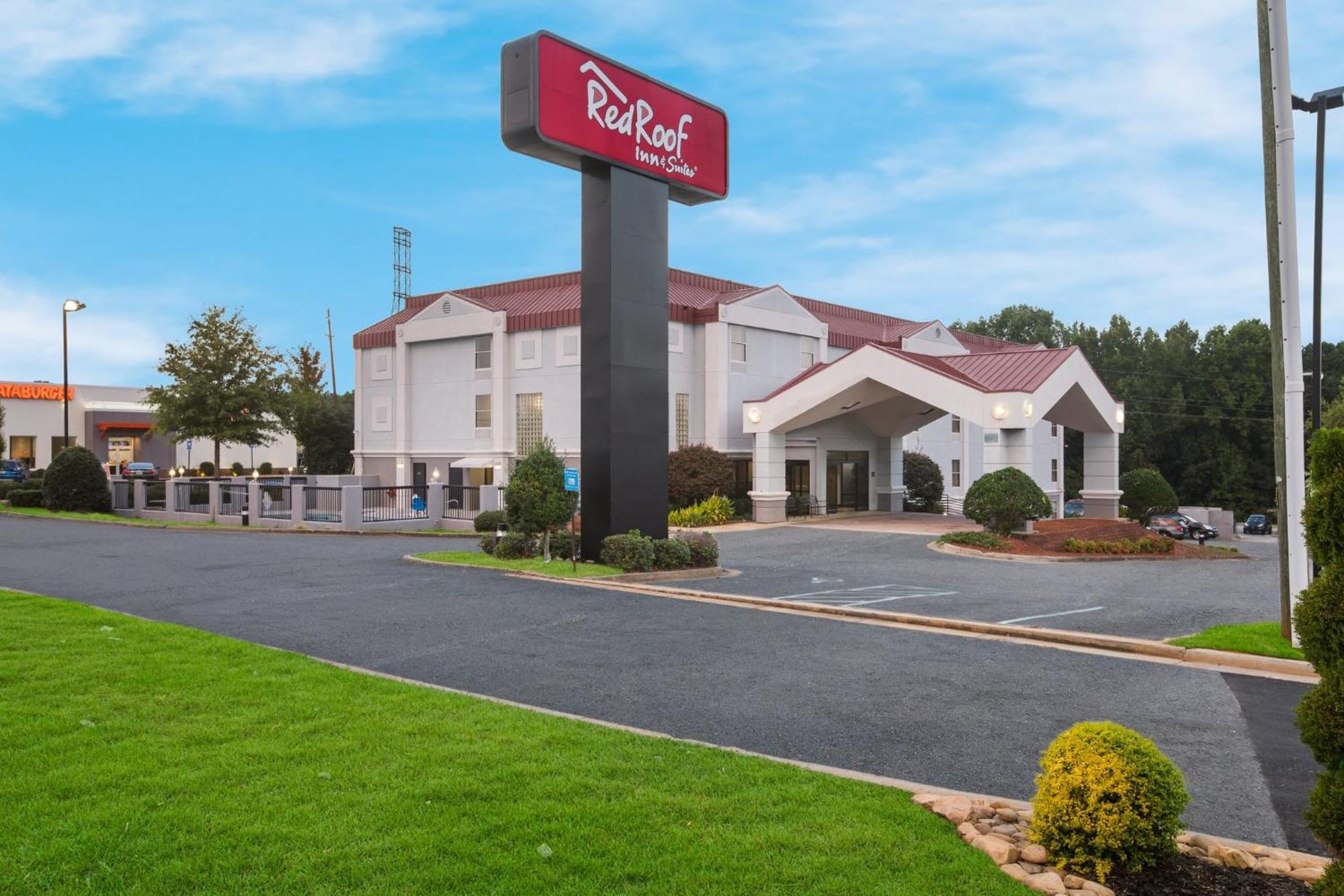 Red Roof Inn & Suites Newnan Εξωτερικό φωτογραφία