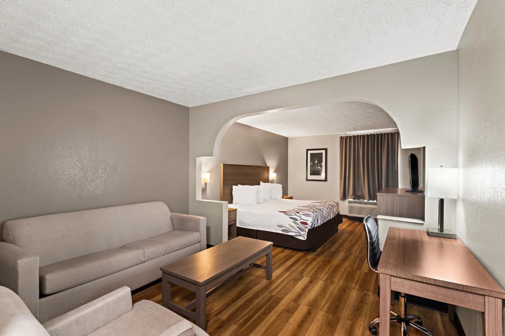 Red Roof Inn & Suites Newnan Εξωτερικό φωτογραφία